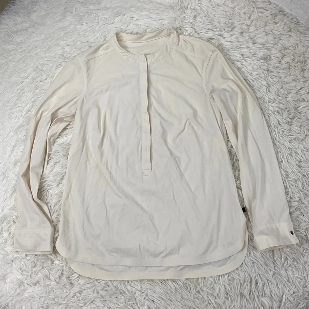 Lululemon Get It On Blouse Angel Wing